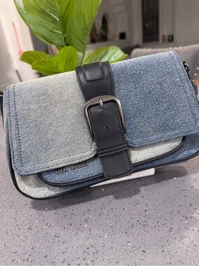 Steve Madden Two-Tone Denim with Black Buckle Strap